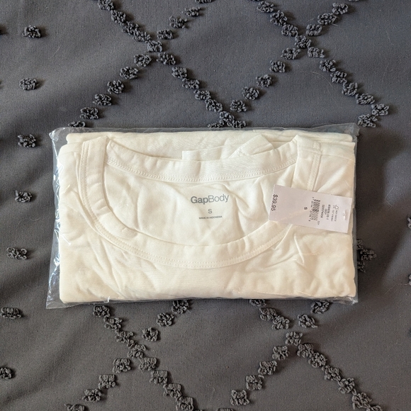 Gapbody Other - GapBody Softest Modal Pocket PJ T-Shirt